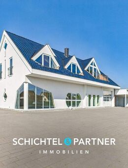 Uphusen | Besonderes Wohn- & Geschäftshaus mit riesigem Parkhof & Autohalle - Achim