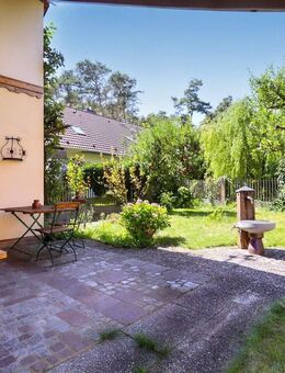 Sind Sie bereit? Einfamilienhaus, idyllischer Garten, nahe zum See gelegen, hübsches Nebengebäude - Erlangen
