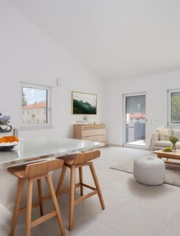 Neubau in Anzing: Hochwertige 3-Zimmerwohnung mit Charme mit großem Balkon - Anzing