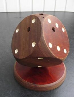Holz Würfel Spielwürfel auf Ständer Deko Vintage 9,- - Flensburg