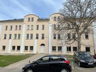 Erstbezug nach Sanierung: Vielseitige 4-Raum-Wohnung mitten in der Stadt - Frohburg