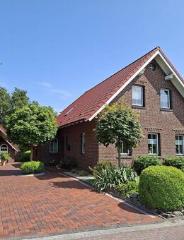 RESERVIERT! Einfamilienhaus im Landhausstil - gepflegt und zeitlos - Garage u. Stellplätze - - Wangerland