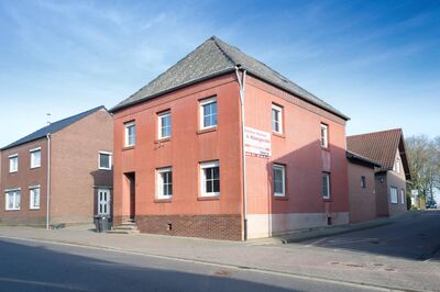Geräumiges Einfamilienhaus in Selfkant-Havert! Ideale Lage und flexible Raumnutzung!
