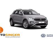 VW T-Roc, 1.5 TSI Life, Jahr 2023 - Marktoberdorf