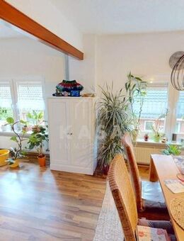 Helle Dachgeschosswohnung zentral in Weener! - Weener