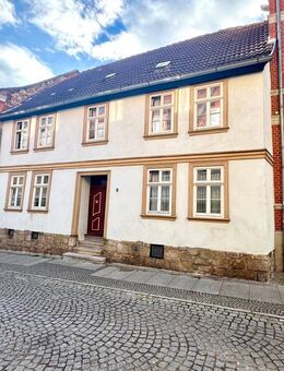 Ein Zuhause mit Charakter - historisches Einfamilienhaus im Stadtkern von Ballenstedt - Ballenstedt