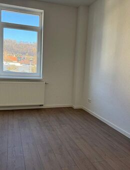 Neubau-Feeling in kernsanierten MFH-Erstbezug in Kreiensen - Einbeck