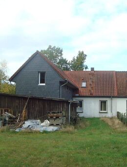 Landhausdoppelhaushälfte in ruhiger Waldrandlage und guter Zuwegungsanbindung zu verkaufen. - Wittingen