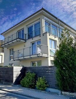 Wi.-Kohlheck: Barrierefreie EG-Wohnung + Terrasse & TG-Stellplatz - Wiesbaden