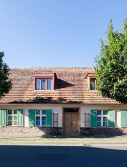 Historic weaver's house in Potsdam-Babelsberg - stylishly renovated with three residential units - Potsdam