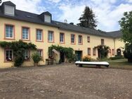 Stilvolle Maisonettewohnung im historischen Abteihof - naturnah und ruhig gelegen - Konz