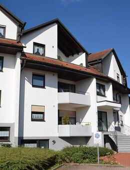 Gemütliche 2-Zimmer-Wohnung mit Kachelofen und Loggia - Waldachtal