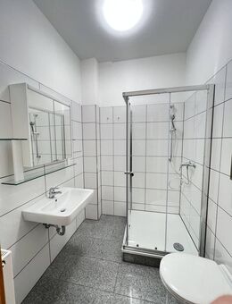 NEU sanierte 3 Zimmer, Balkon, am Bundesarbeitsgericht, Petersberg - Erfurt