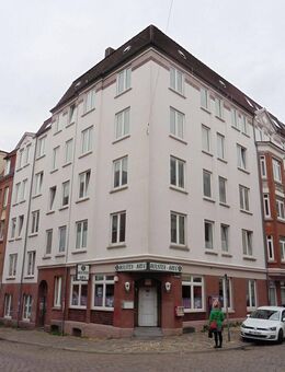 Renovierte 2 Zimmer Dachgeschosswohnung in Gaarden-Ost zu vermieten! - Kiel
