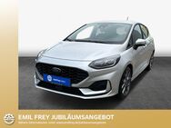 Ford Fiesta, 1.0 EcoBoost ST-LINE, Jahr 2022 - Frankfurt (Main)