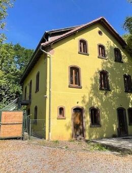 Imposante, freistehende Villa mit historischem Charme und großzügiger Wohnfläche - Kusel
