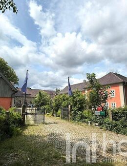 Historisches Gutsanwesen (60 ha pachtfrei) nordöstlich von Dresden - Kamenz Zentrum