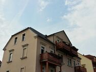 schöne 2-Raum-Wohnung im Dachgeschoss mit Balkon - Meißen