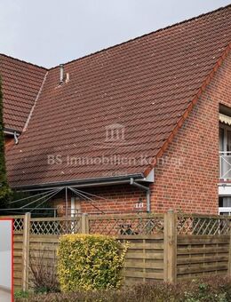 OG-Wohnung mit Loggia u. ausgeb. DG in bevorzugter, zentraler Lage mit Stellplatz und Kellerraum - Leer (Ostfriesland)