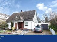 M´gladbach-Hardt: Freistehendes Ein- bis Zweifamilienhaus mit Garten und Garage - Mönchengladbach