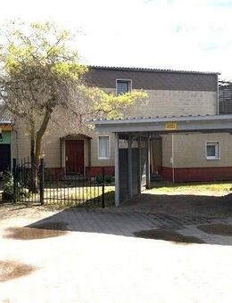 Großes Handwerker-Haus in Ueckermünde sucht neuen Besitzer - Ueckermünde