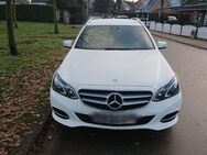 Mercedes-Benz, E 220, T CDI Avantgarde, 125 KW, 170 PS, Weiß, TÜV , Vollleder schwarz - Scharbeutz