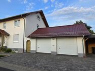 Helle 4-Zimmer-Wohnung mit Balkon in ruhiger Wohnlage, OG, inkl Stellplatz (Carport) - Wabern