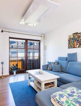 Gepflegte, vermietete 2-Zimmer-Wohnung mit zwei Balkonen, Keller und TG-Stellplatz - München