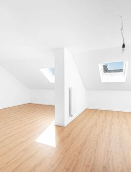 Helle 2-Zimmer-Dachgeschosswohnung mit Charme - kernsaniert & sofort bezugsfertig - Peißenberg