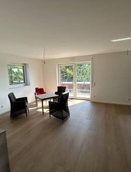 2 Zimmer Penthouse-Whg. Villa Marie Gnarrenburg mit EBK, Dachterrasse , Fahrstuhl und Service - Gnarrenburg