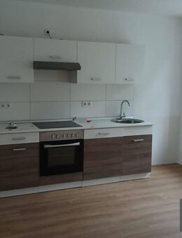 Schöne gepflegt 2 Raum Wohnung mit EBK - Greiz