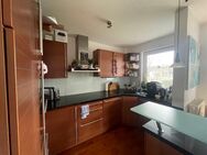 Familienfreundliche 4-Zimmerwohnung / Balkon und EBK inklusive - Adelsdorf