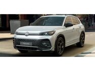 VW Tiguan, 2.0 TDI R-Line, Jahr 2024 - Neuburg (Donau)