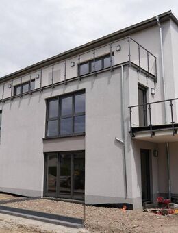 * Seniorengerechte Wohnanlage in Peine * - moderne 3-Zi.-Wohnung mit Balkon u. Stellplatz - Peine