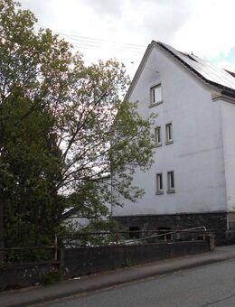 Großzügige Doppelhaushälfte mit Einliegerwohnung im Erdgeschoss - Wissen
