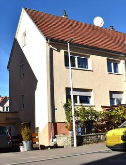 Modernisierte DHH mit möglicher Einliegerwohnung - zentral in Tailfingen - Albstadt