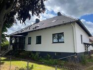 Mod. Einfamilienhaus mit Einliegerwohnung: Wärmepumpe, Photovoltaik, Feldrandlage - Uetze