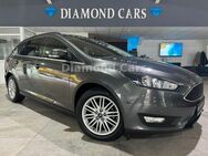 Ford Focus Turnier *NAVI*PDC* LENKRADHEIZUNG * - Diemelstadt