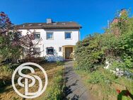 Doppelhaushälfte im Frankenwald / 95192 Lichtenberg für ein naturnahes Wohnen - Wohnfläche ca. 124 m² - Grundstück ca. 426 m² Vorgarten - Garten - Lichtenberg (Bayern)