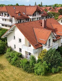 Mehrfamilienhaus mit vier Eigentumswohnungen Tiefgarage und großem Garten Baujahr ca 1998 - Klingenberg