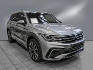 VW Tiguan, 2.0 TDI Allspace R-Line, Jahr 2022 - Itzehoe