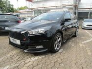 Ford Focus Turnier ST 2.0 EcoBoost - Bad Oeynhausen