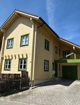 Attraktives Renditeobjekt 6% mit TOP Mieteinnahmen + PV Anlage - Mengkofen
