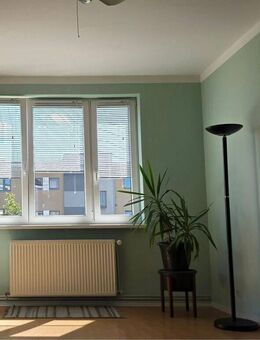 Vermietete 2-Zimmer-Wohnung mit Süd-Loggia und Fahrstuhl im Winterfeldtkiez! - Berlin