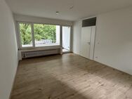 3-Zimmer-Wohnung mit Boden und Balkon in Gelsenkirchen Scholven - Gelsenkirchen