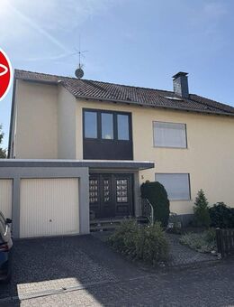 Zweifamilienhaus in ruhiger und dennoch zentraler Lage von Paderborn-Sennelager - Paderborn