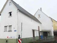 Heimwerker aufgepasst! Einfamilienhaus mit Anbau mitten im Ortsteil Krumbach - Biebertal