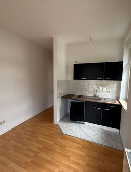 Ideal für Singles! Kleine 2-Raum-Wohnung mit Terrasse in Greiz (WE4) - Greiz