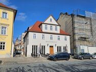 Saniertes, komplett vermietetes Wohn-/Geschäftshaus gegenüber dem Neuen Schloss - Bayreuth