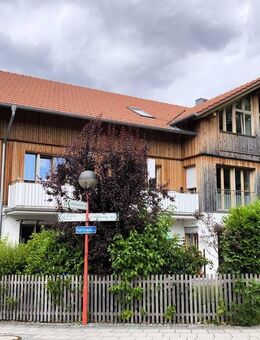 Exklusive 4-ZImmer Gartenwohnung, Parkett, Fußbodenheizung mit Wärmepumpe, Garten - Oberhaching